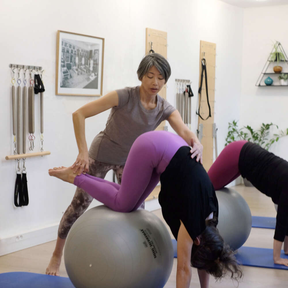 Cours de Pilates Ballon